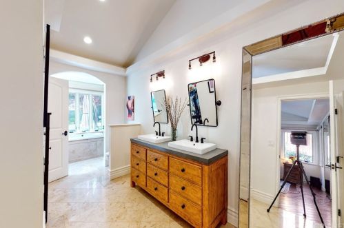 22926 Wrencrest Dr, Calabasas CA  91302-1866 exterior