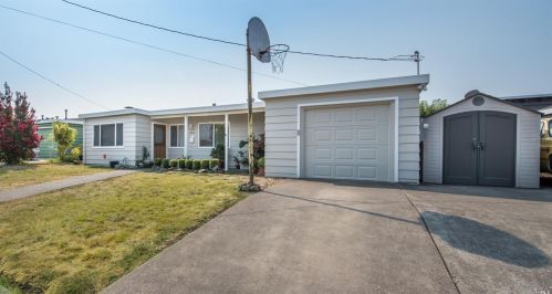 1006 San Clemente Dr, Santa Rosa, CA 95404-6118