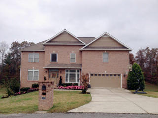 1079 Heathwood West Dr, Cookeville, TN 38506-6633