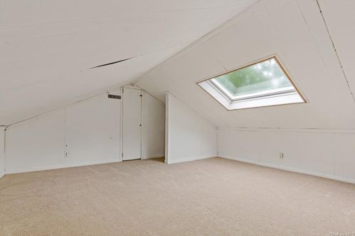 2751 Quaker Church Rd, Yorktown Hgts NY  10598-3346 exterior