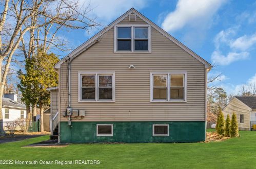 237 Cassville Rd, Jackson Twp NJ  08527-4717 exterior