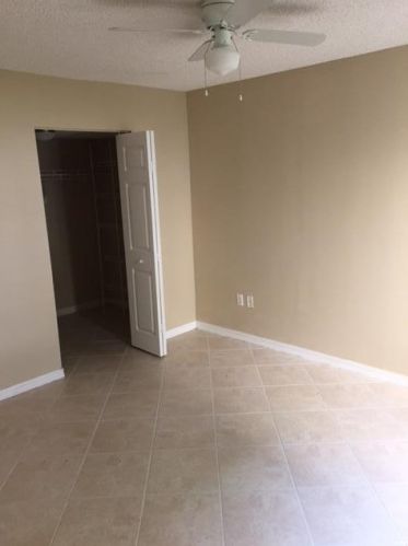 1500 Crestwood Ct, West Palm Beach, FL 33411-4932