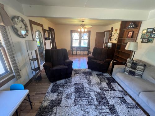 1011 Flambeau St, Manitowoc WI 54220-6546 exterior