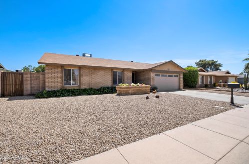 909 Mission Dr, Chandler, AZ 85225-2164