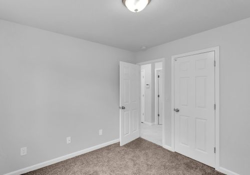 8702 White Peacock Way, Elk Grove CA  95624-3701 exterior