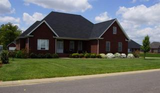 76 Legacy Ln, Murray, KY 42071-4497