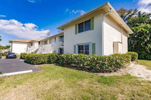 550 Teryl Rd, Naples, FL 34112-6060