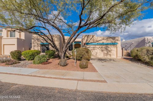 10881 Chalkstone Dr, Tucson, AZ 85748-3530