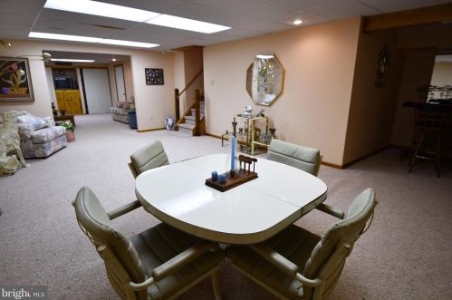 988 Lansdale Ave, Lansdale PA 19446-1621 exterior