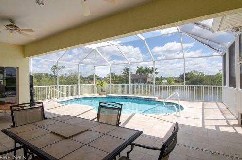 1825 27th St, Cape Coral, FL 33914-4046