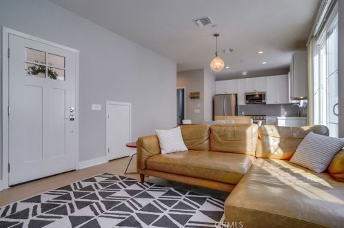 18510 Grevillea Ave, Redondo Beach CA  90278-4630 exterior