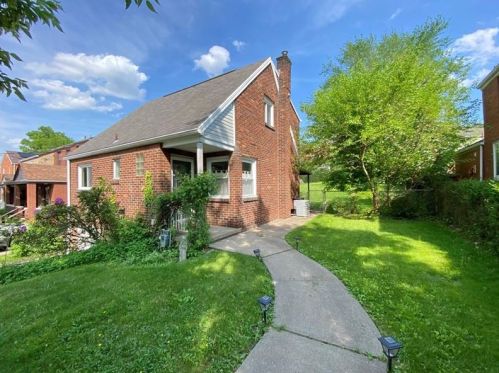 1504 Hawthorne St, Pittsburgh, PA 15201-2027