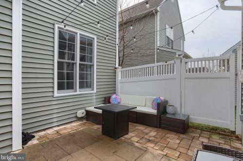 302 Witwer Way, Mount Joy PA  17552-1162 exterior