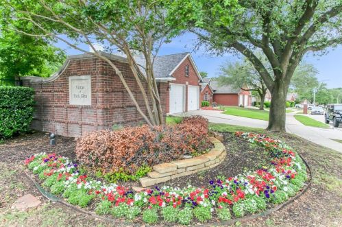 5352 Warm Springs Trl, Fort Worth TX  76137-3922 exterior