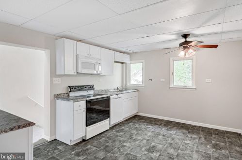 395 Eshelman St, Highspire PA  17034-1524 exterior