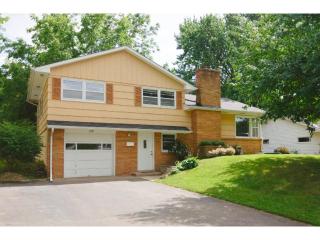 519 99th St, Minneapolis, MN 55420-4953