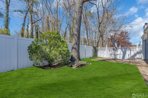 9 Portsmouth Dr, Old Bridge NJ  08857-3116 exterior