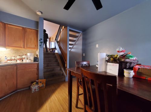 8865 Swan Rd, Milwaukee WI 53224-2084 exterior