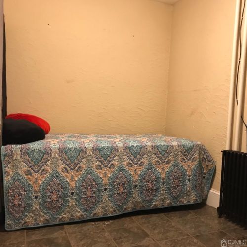 62 May St, Perth Amboy NJ  08861-2237 exterior