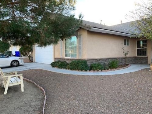 13192 Forest Meadow Ln, Victorville, CA 92395-8635