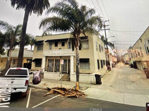 126 Orange Ave, Long Beach, CA 90802-5614