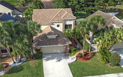 6947 Bitterbush Pl, Boynton Beach, FL 33472-2901