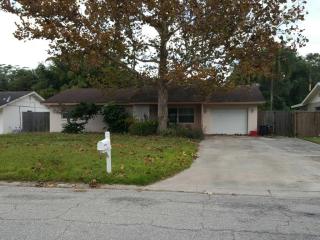 2437 Arapaho St, Sarasota, FL 34231-5013
