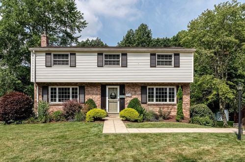 314 Haugh Dr, Pittsburgh, PA 15237-5635