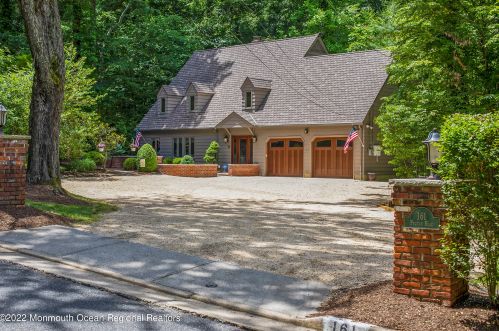 161 Pelican Rd, Middletown, NJ 07748-3035