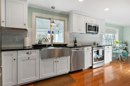 66 Yardarm Dr, Mashpee MA 02649-3658 exterior