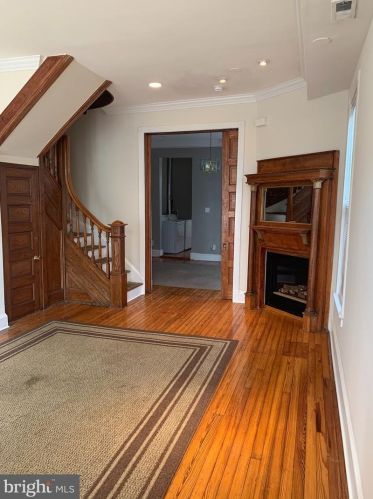 15 Seaton Pl, Washington, DC 20002-1515