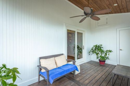 765 Gulf Bch Dr, Saint George Island FL  32328-3112 exterior