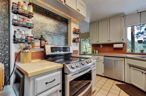 11594 Francis Dr, Grass Valley CA  95949-6675 exterior