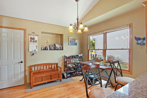 3426 86 St, Kenosha WI 53142-2580 exterior