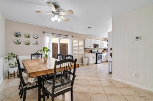 30078 Mira Loma Dr, Temecula CA  92592-2122 exterior