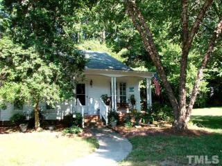 123 Planetree Ln, Cary, NC 27511-7212