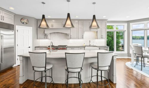 2713 Burries Rd, Chenequa WI  53029-9352 exterior