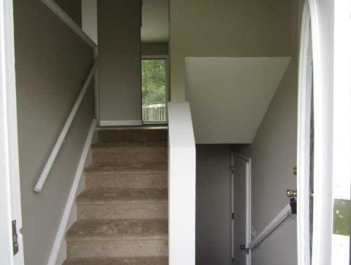 28 Raker Rd, Poughkeepsie NY  12603-5632 exterior