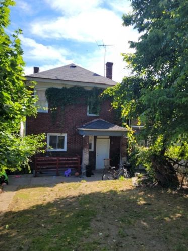 6513 Deary St, Pittsburgh, PA 15206-2739