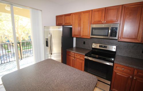 2868 Oasis Dr, Boynton Beach FL  33426-8665 exterior