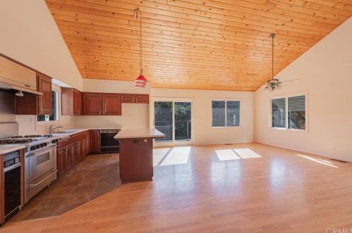 2985 White Oak Rd, Templeton, CA 93465-9356