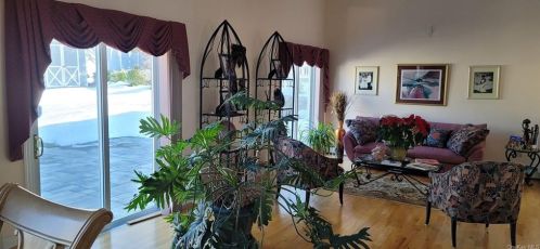 39 Larkin Ln, Garnerville NY  10923-1536 exterior