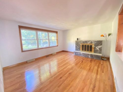 310 Station St, Coventry RI  02816-8456 exterior