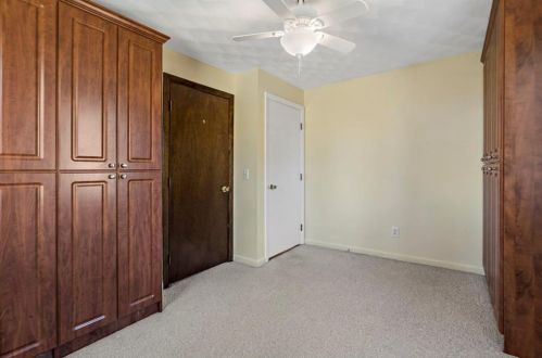 1 Meeting House Rd, Lincoln RI  02865-3806 exterior