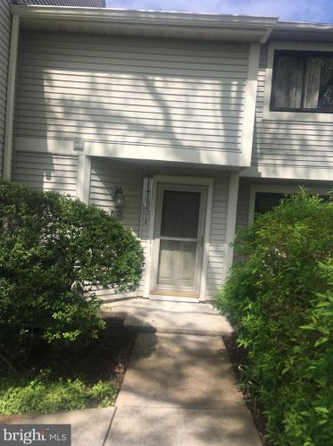 503 Independence Dr, Harleysville, PA 56299-3960