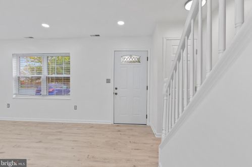 924 Bellows Ave, Fredericksburg VA  22405-1210 exterior