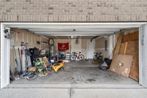 96 Shadow Moss Dr, Beaufort SC  29906-6000 exterior