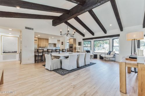 6014 Laurel Ln, Scottsdale AZ 85254-4642 exterior