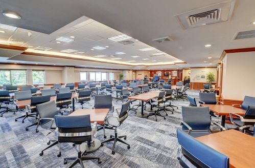 28 Glens Dr, Boynton Beach FL  33436-6207 exterior