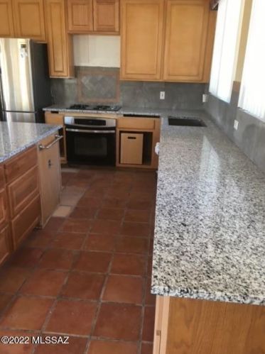 7961 Sunset Ranch Pl, Tucson, AZ 85743-8203